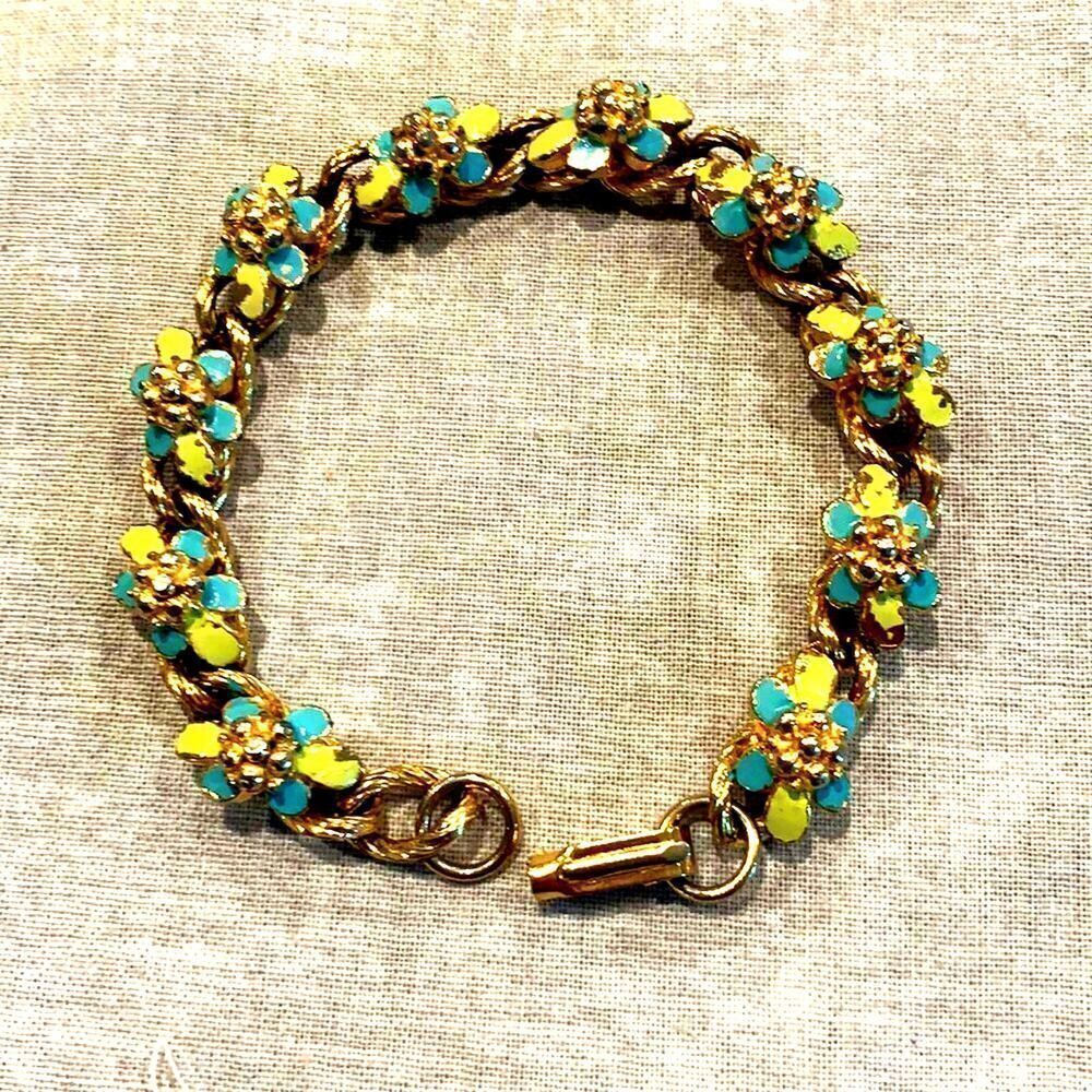 Gorgeous Enamel Flowers Vintage bracelet in Aqua Blue & Yellow